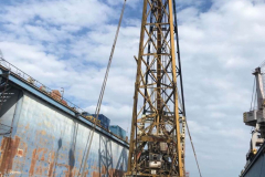 Підйом затонулого двотрубного понтона в акваторії порту Чорноморськ, 2021р.