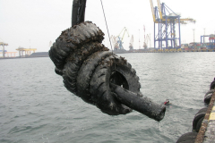 Lifting underwater obstacles.