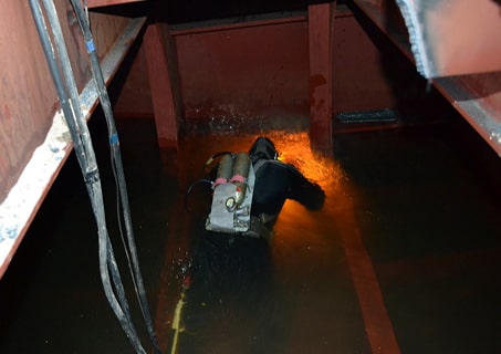 Обслуговування суден